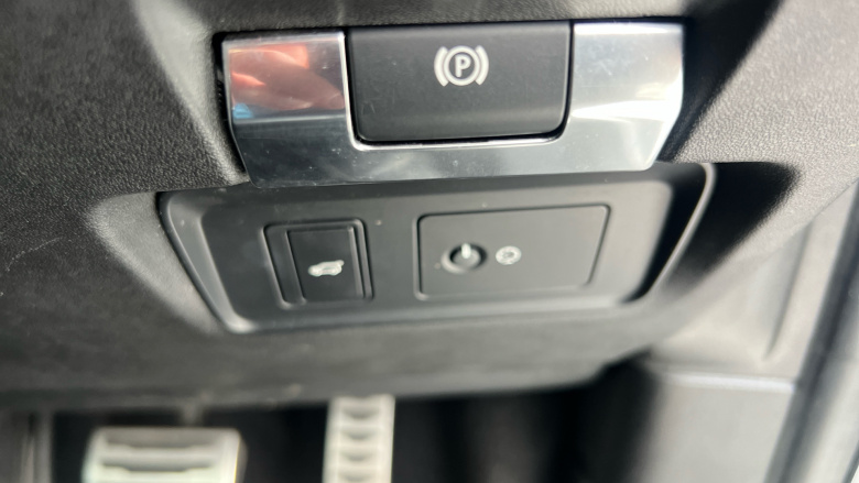 Land Rover Discovery Sport 2.0 P250 R-Dynamic HSE 5dr Auto Petrol Station Wagon